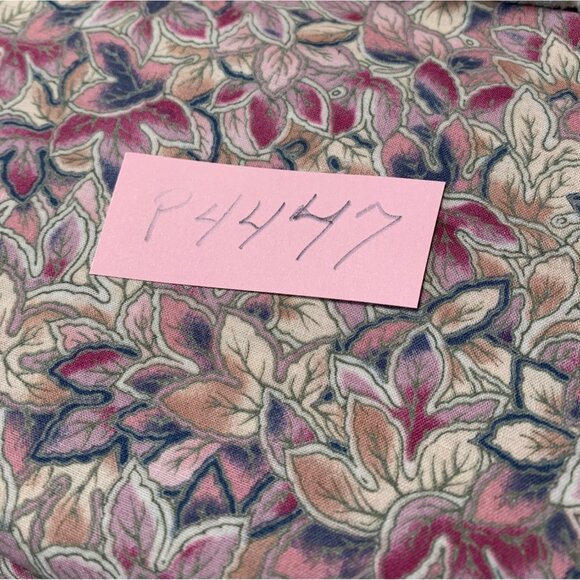 Vintage Floral Fabric 1/2 yards Pink & Beige Leaves Pattern Sewing Crafts Home D - Picture 4 of 4